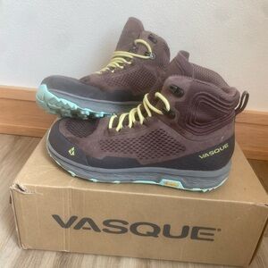 Vasque Boots Women's Size 7.5 Breeze LT NTX Hiking Outdoor Active Ankle EUC!